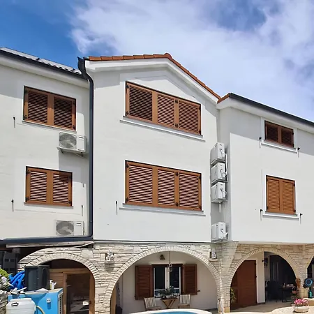 Apartmani Carla Medulin Exterior photo